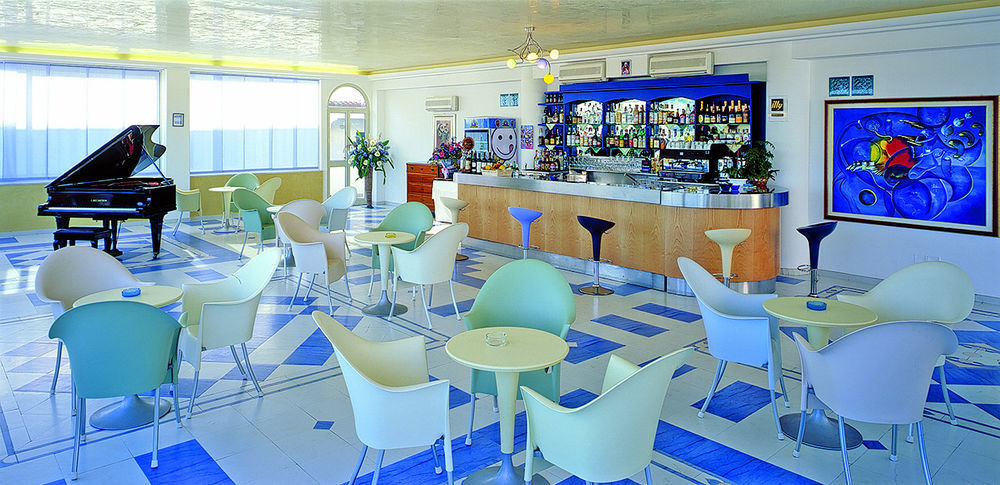Hotel D'Amato Peschici Exteriör bild