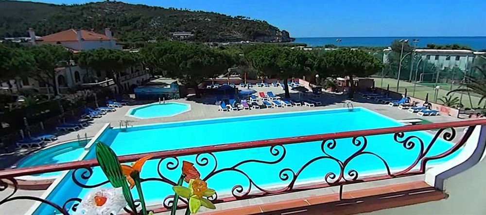 Hotel D'Amato Peschici Exteriör bild