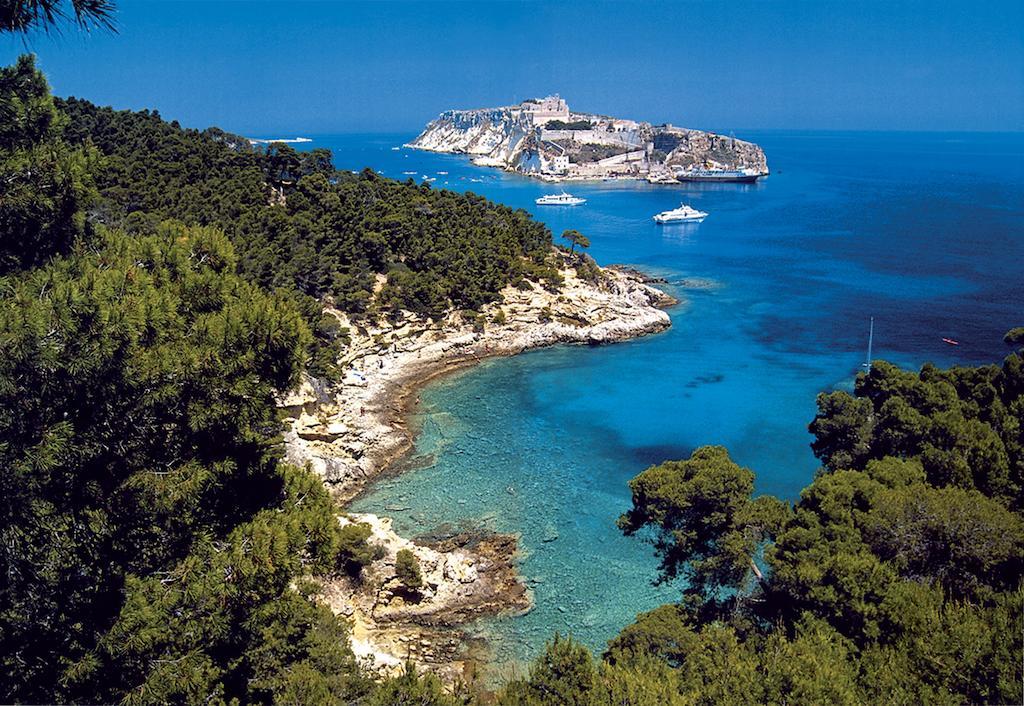Hotel D'Amato Peschici Exteriör bild