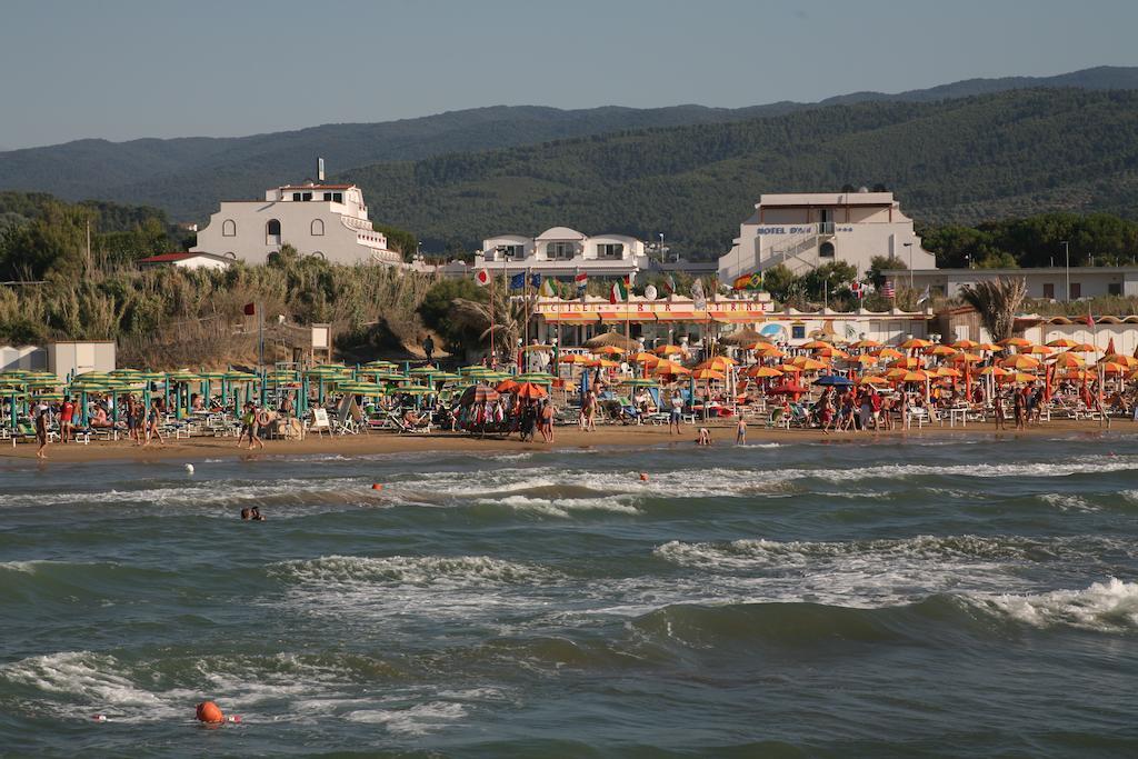 Hotel D'Amato Peschici Exteriör bild