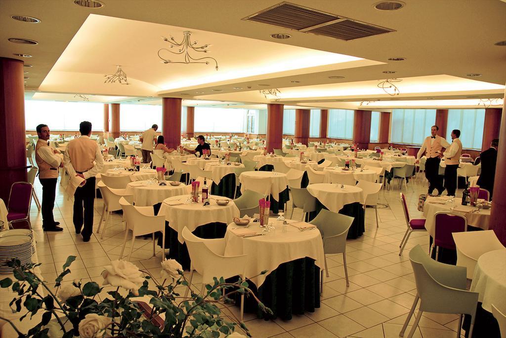 Hotel D'Amato Peschici Exteriör bild