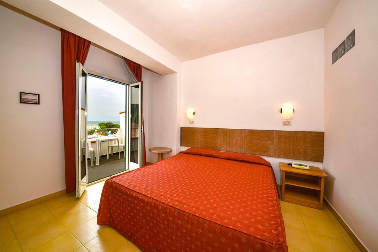 Hotel D'Amato Peschici Exteriör bild